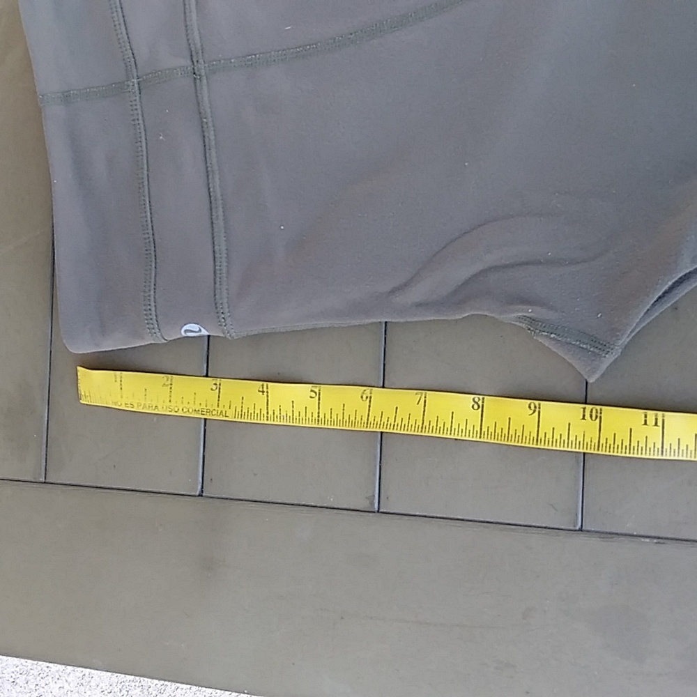 Lululemon Leggings - Picture 3 of 8